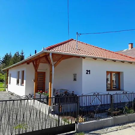 No°21 *