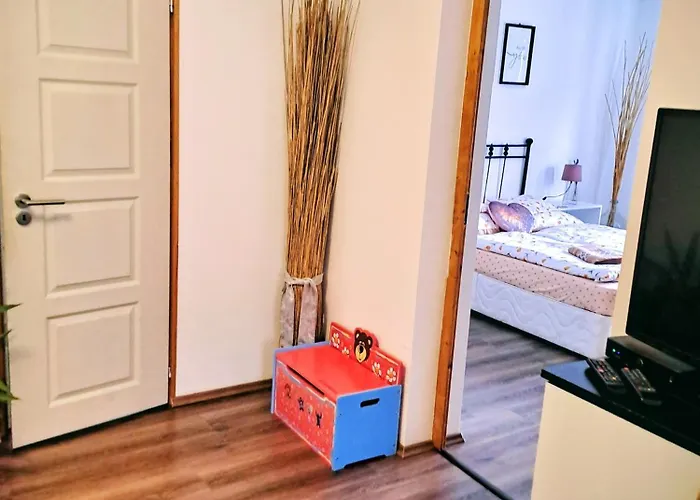 Apartment No°21 *